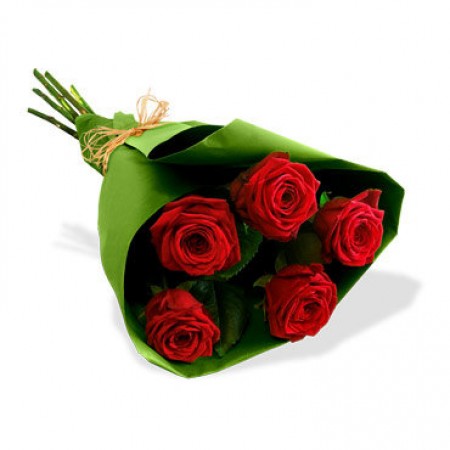 Букет из пяти красных роз в зеленом крафте за 1 840 - «Ромашково» в Красноярске