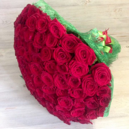 Букет из 101 красной розы (50см) за 27 950 - «Ромашково» в Красноярске