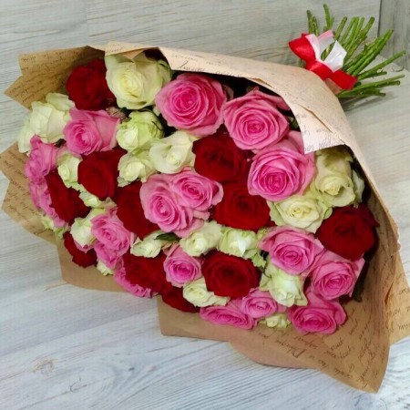 Букет микс из 51 розы (70 см) за 16 430 - «Ромашково» в Красноярске