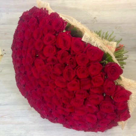 Букет из 201 красной розы (70см) за 64 000 - «Ромашково» в Красноярске
