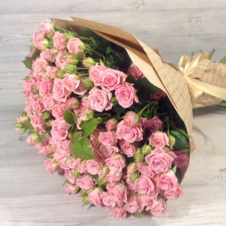 Букет из 39 розовых кустовых роз за 16 490 - «Ромашково» в Красноярске